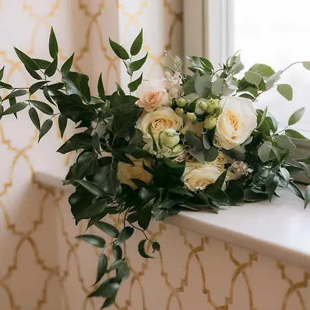 1552 Boutique Отель Эгер