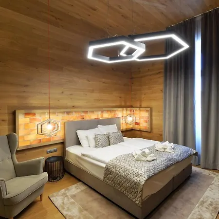 Отель 1552 Boutique Эгер