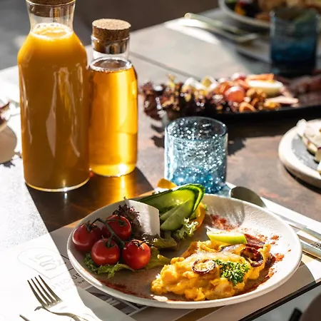 1552 Boutique فندق إغير