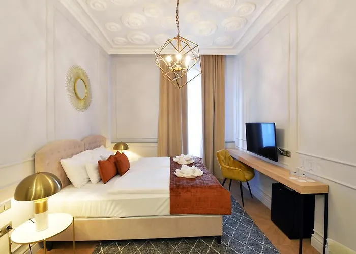 1552 Boutique 4* Eger